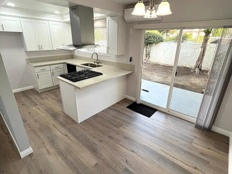 309 W Kelly Ave #B — Photo 10