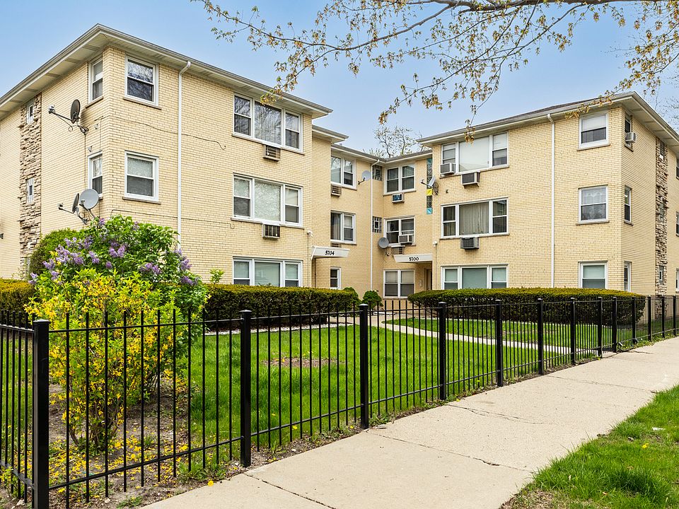 1st image of 5700 W Montrose Ave APT 2D
