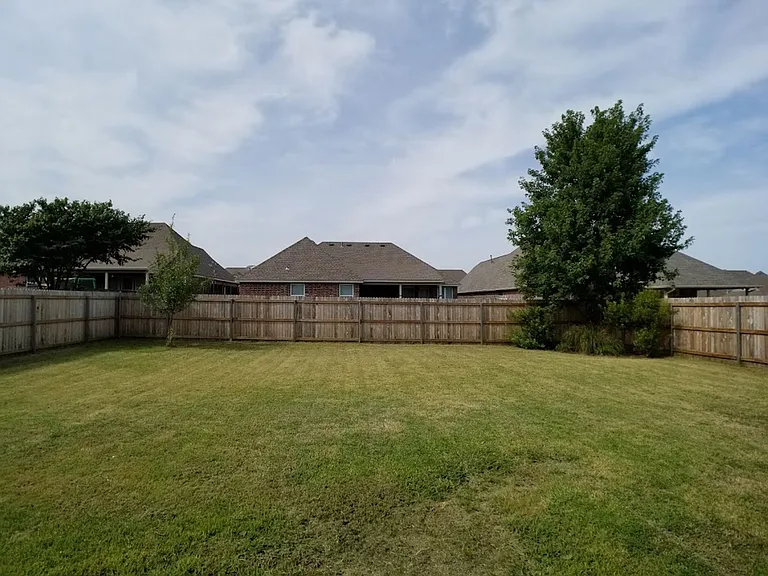 3905 W 110th Pl S — Photo 40