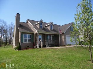 1044 Lothridge Rd, Cleveland, GA 30528