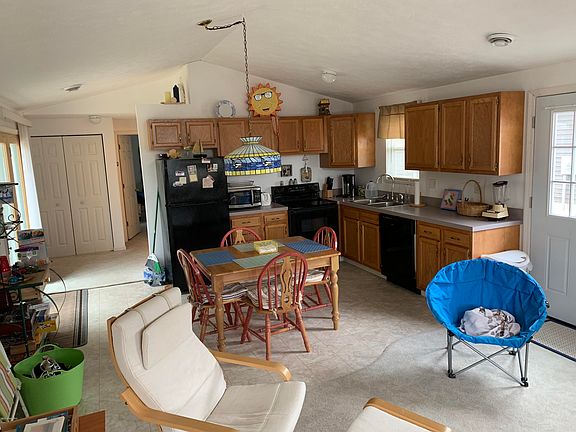 5th image of 2167 Parker Dr