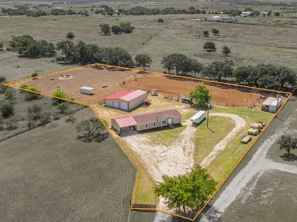 904 County Road 283, Stephenville, TX 76401
