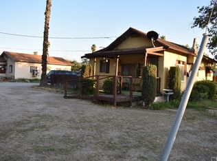 715 E Whittier Ave, Hemet, CA 92543
