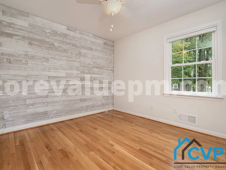 4702 Shelley Ln — Photo 21