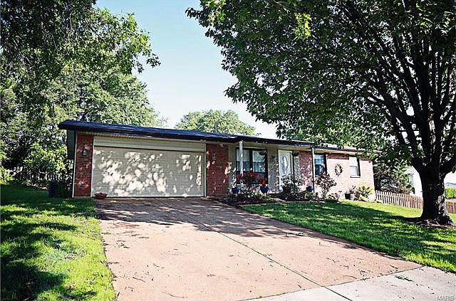 1st image of 3559 Chaplou Dr