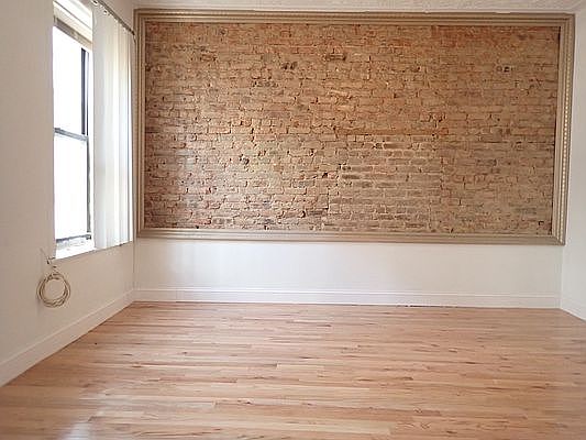 2nd image of 529 Hinsdale St #1R