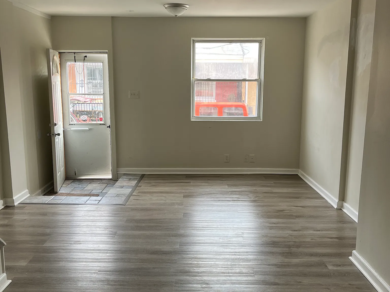2 bed, 728 sqft, $1,500 — Photo 4