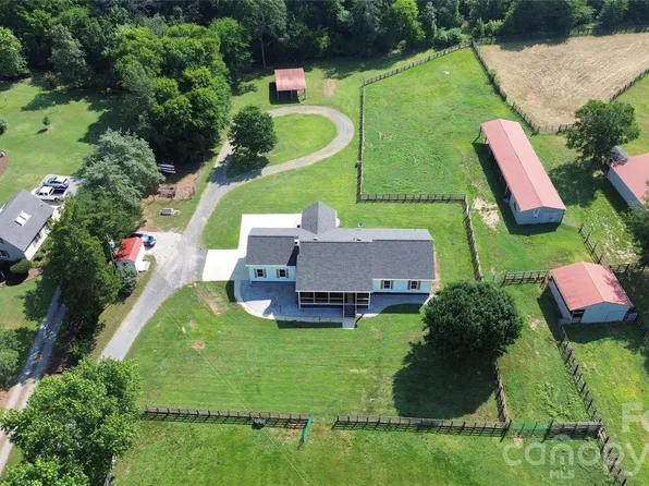5008 Steele Village Rd, Rock Hill, SC 29730