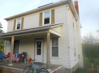301 S Washington St, Toulon, IL 61483