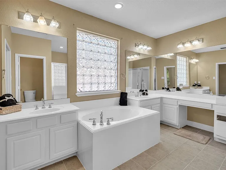 5303 Riverstone Crossing Dr — Photo 19