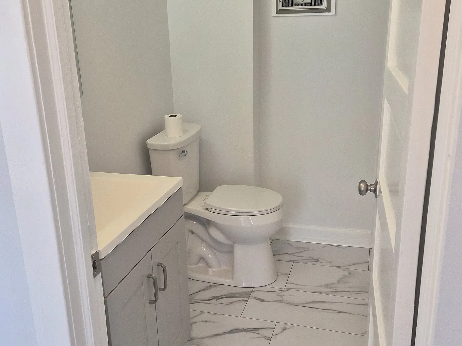 2 bed, 700 sqft, $1,450 — Photo 3