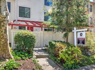 2 Lea Pond Ct, Montgomery Village, MD 20886