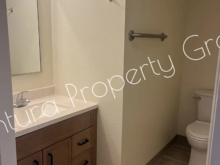 234 S Steckel Dr #6 — Photo 7