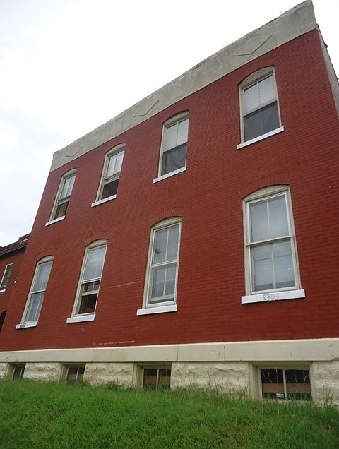 1st image of 3303-3305 Chippewa St