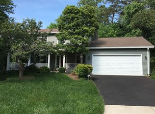 13214 Coralberry Dr, Fairfax, VA 22033