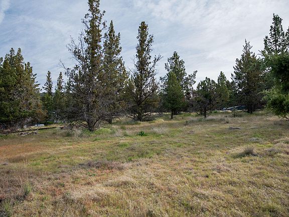 2nd image of NW Huston Ave Lot 6400