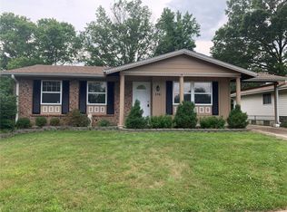 516 Blazedwood Dr, Ballwin, MO