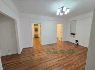 3275 44th St APT 2, Astoria, NY 11103