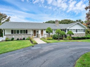 4 Duke Rd, Cumberland, RI 02864