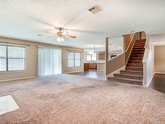 5th image of 7105 CAMBIE CT