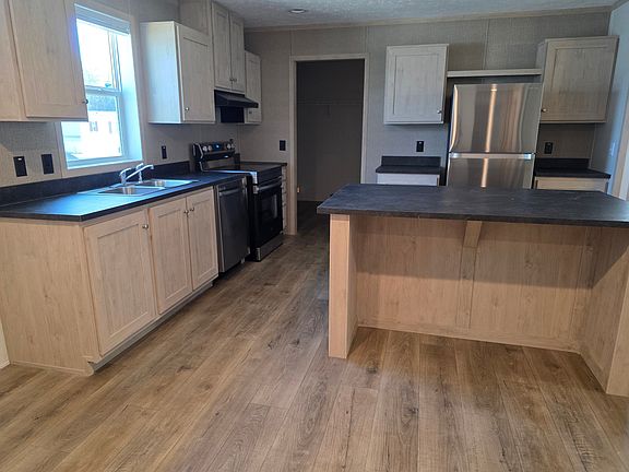 4th image of 1050 Highway 44 W #186