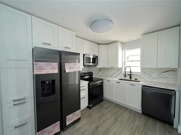 2541 Aragon Blvd APT 305, Fort Lauderdale, FL 33322