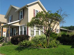 518 Line Ave, Ellwood City, PA 16117