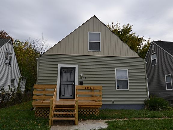2nd image of 1082 E 19th Ave