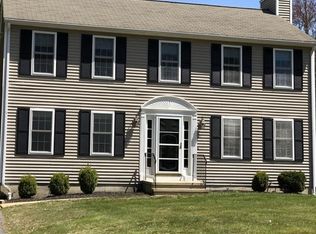 31 N Grove St, Middleboro, MA 02346