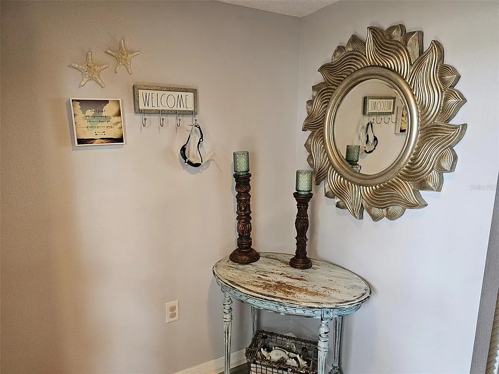 2 bed, 2.0 bath, 1408 sqft, $2,500 — Photo 4