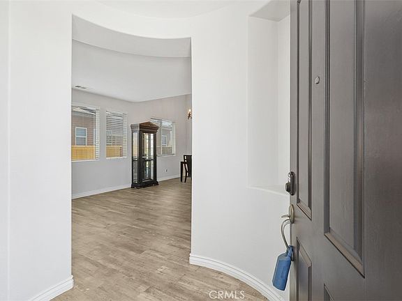3rd image of 34596 Sourwood Way