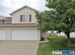 2660 6th St, Marion, IA 52302