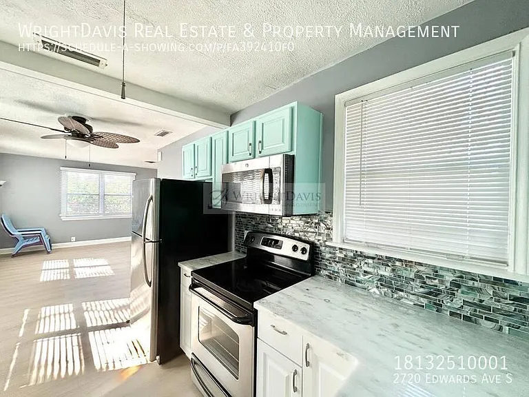 2720 Edwards Ave S — Photo 8