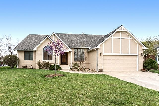 1st image of 4206 N Spyglass Cir