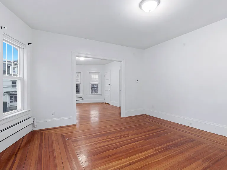63 Park Ave #II — Photo 7