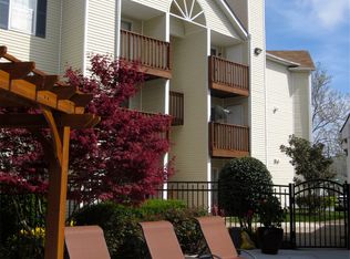 3713 Snowdrift Cir APT 304, Virginia Beach, VA 23462