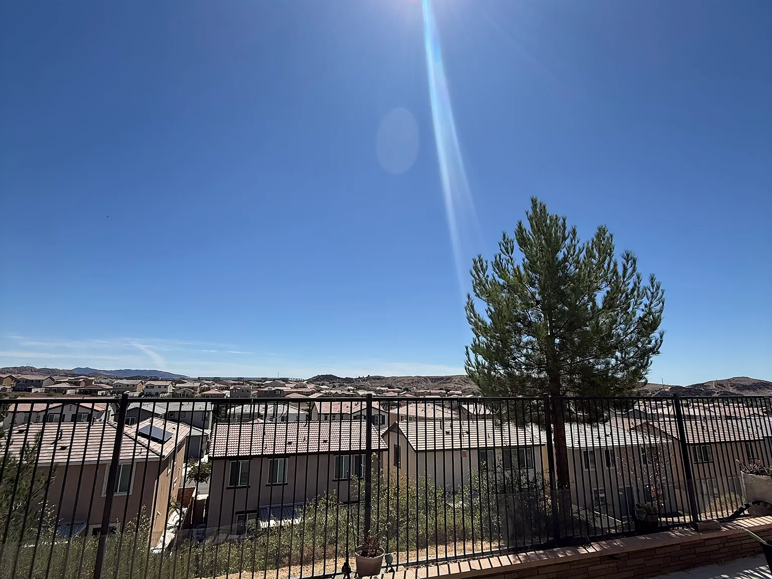 4 bed, 2362 sqft, $3,700 — Photo 3