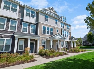 5202 Hampton St NE, Prior Lake, MN 55372