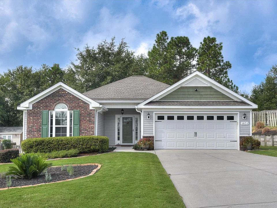 1071 Ackerman Dr
