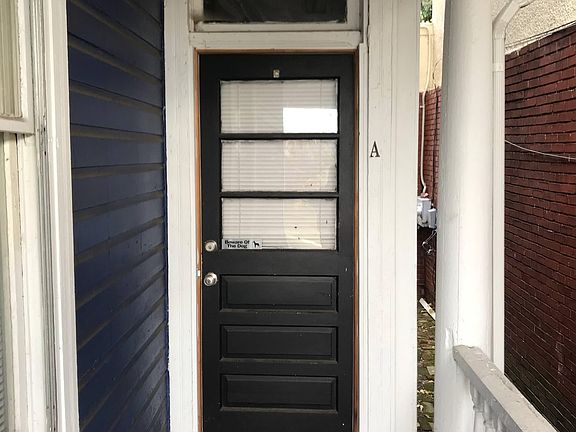 Private Front Entrance (one of two private entrances).