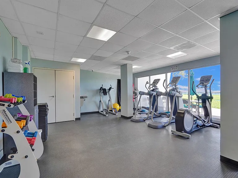 2100 S Ocean Dr #9L — Photo 15