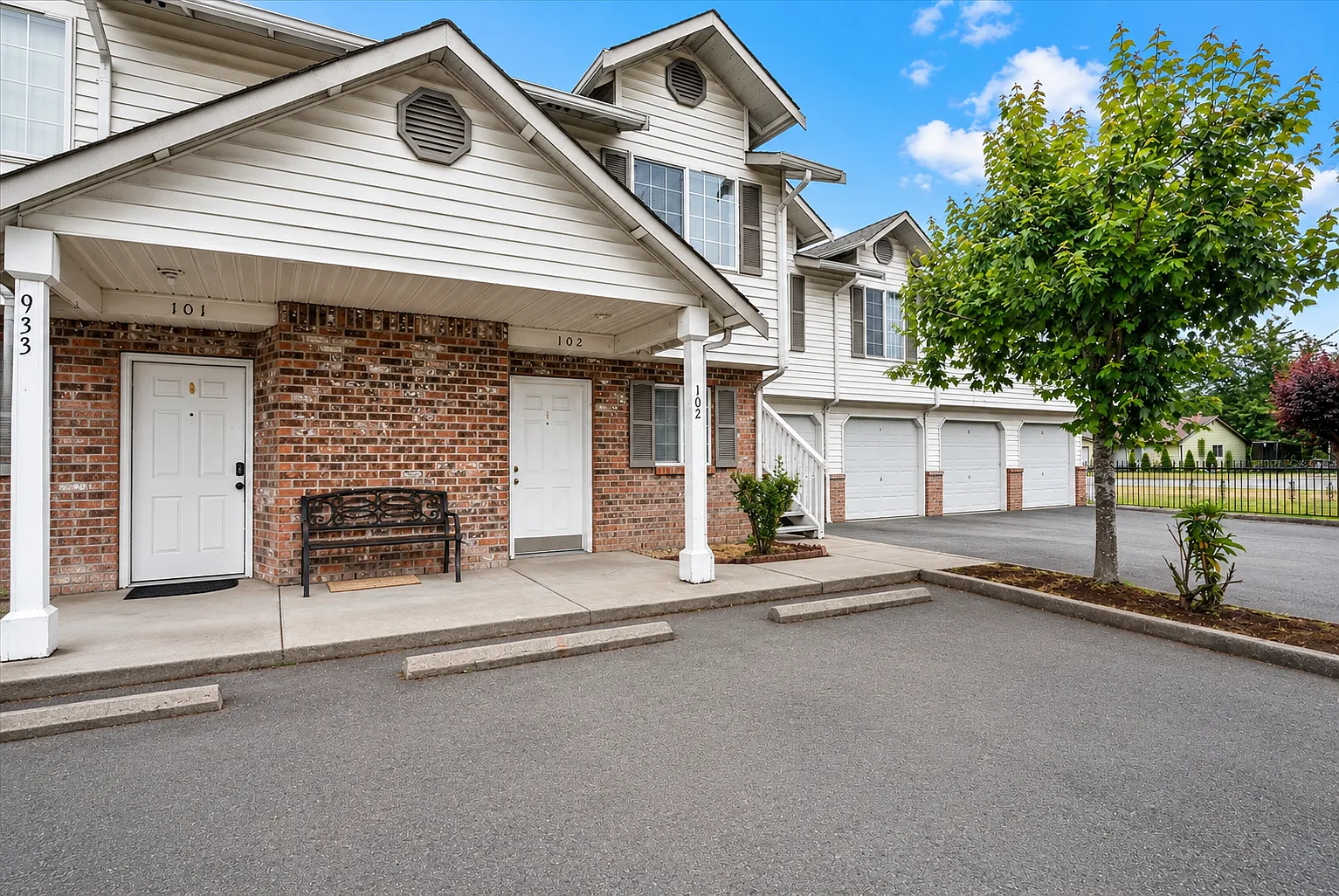 2 bed, 1100 sqft, $2,500 — Photo 1