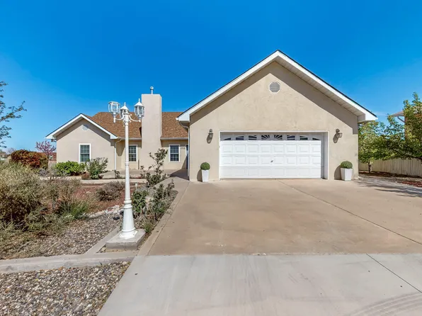 1072 Mesa Loop NW, Los Lunas, NM 87031