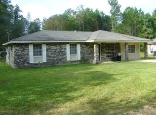 19 Big Spring Rd, Picayune, MS 39466