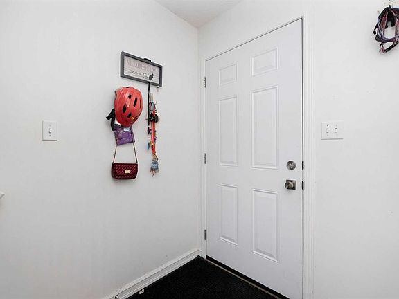 2nd image of 100 NE Saint Laurent Way #70