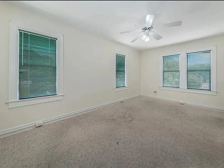 638 E Tarpon Ave — Photo 8