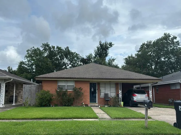 2117 Charles Dr, Chalmette, LA 70043