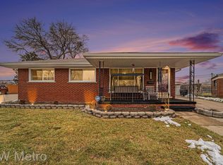 20550 Blackstone Ct, Detroit, MI 48219