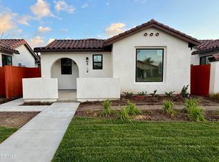 1150 W 1st St, Oxnard, CA 93030