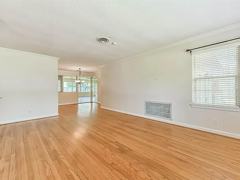 3023 Fairhope St — Photo 7